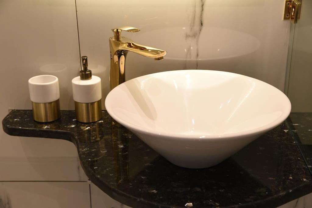 Syntagma Square, 30Sqm Nikis Luxurious Studio Athènes Extérieur photo